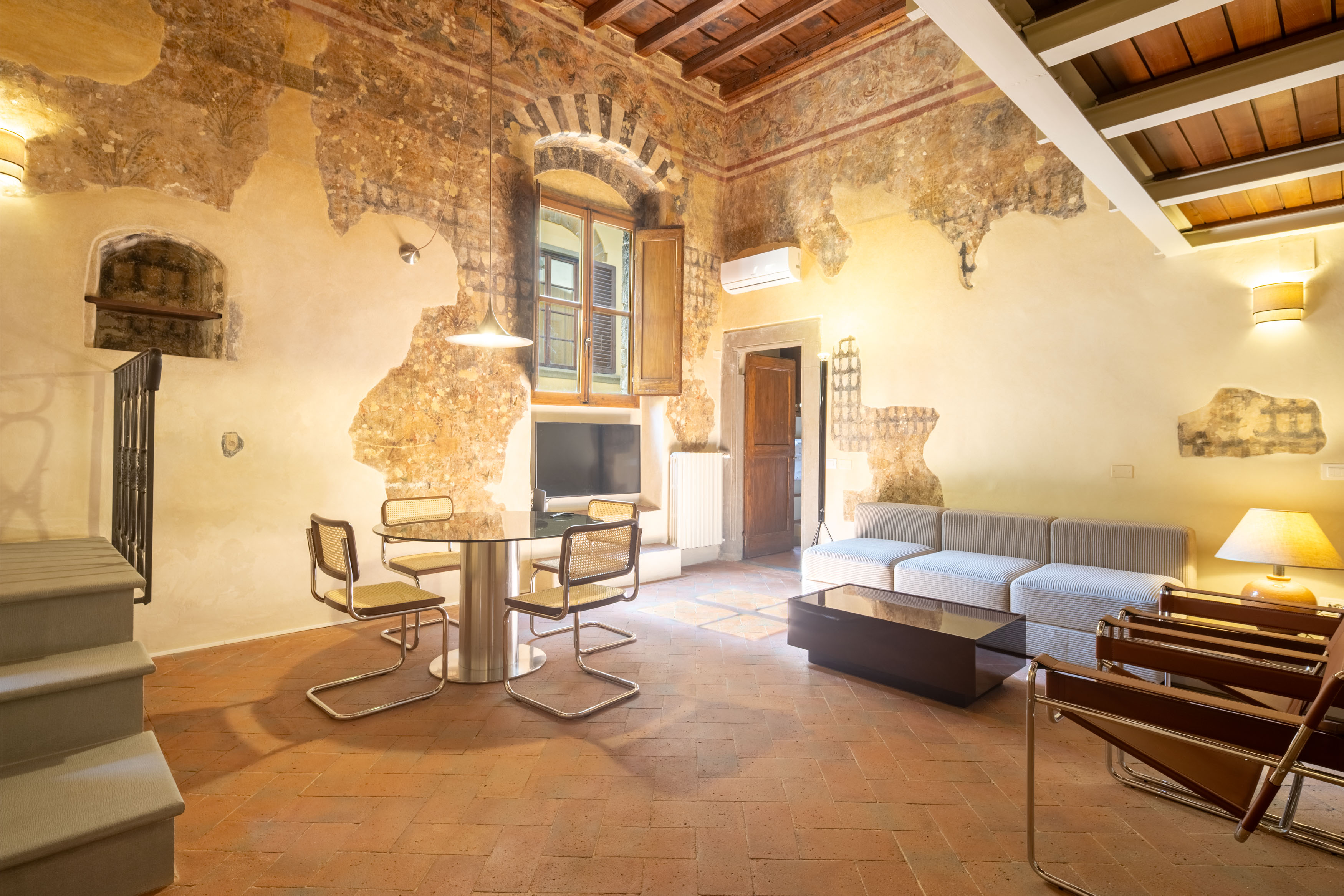 Renaissance Tower Apartment